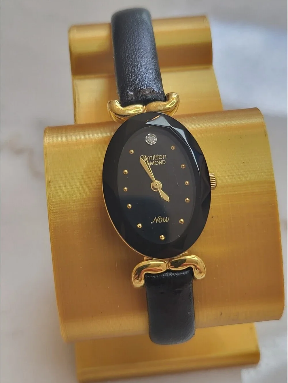 Armitron Now Womens Watch Diamond 75/3248 18mm Gold Tone Case Black Dial EUC